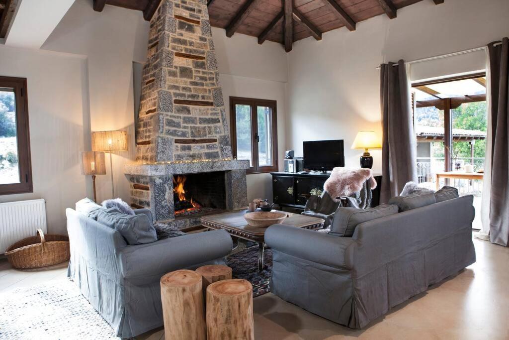 Bezeniko Amazing Arcadian Property! Vlacherna 外观 照片